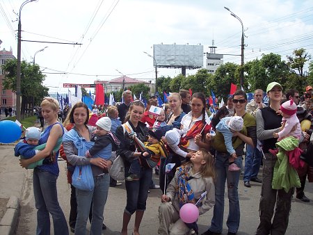 Парад в Ижевске 2008, слингомамы